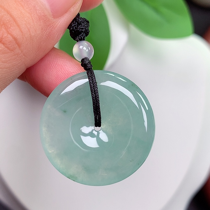 颈饰未镶嵌翡翠平安扣 28.8x5.2mm