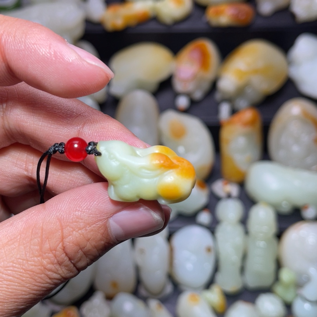 和田玉颈饰未镶嵌凤****店