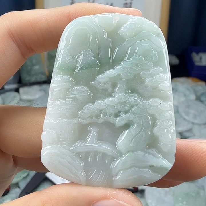 翡翠未镶嵌颈饰翡翠