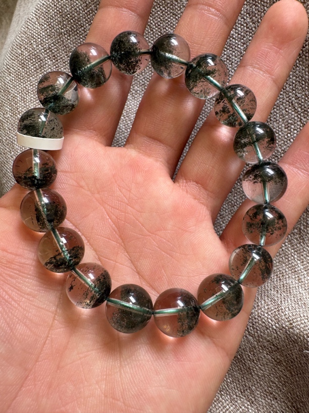 自然水晶严选。天然绿幽灵