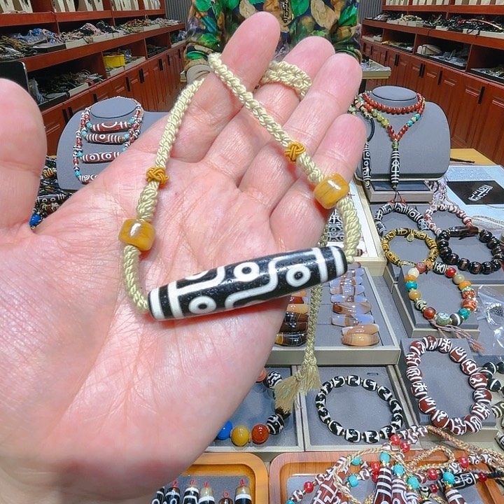 未镶嵌玛瑙/玉髓珠宝奇石