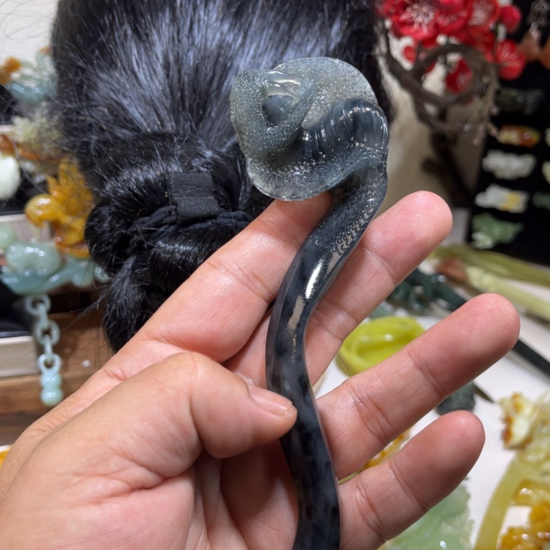 蛇纹石玉发簪合金