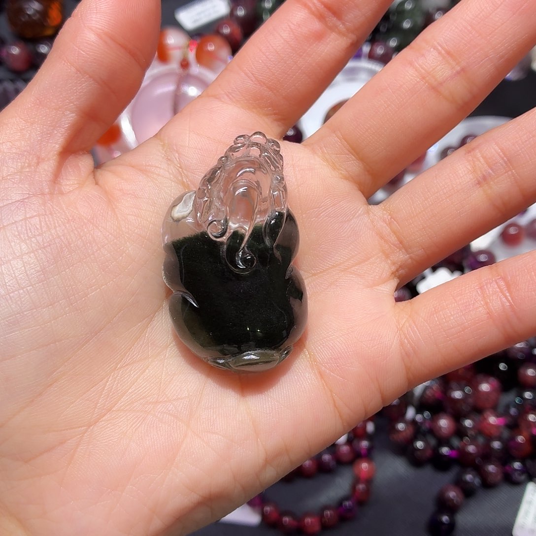 G***哥水晶大型摆件（非配饰）未镶嵌手链