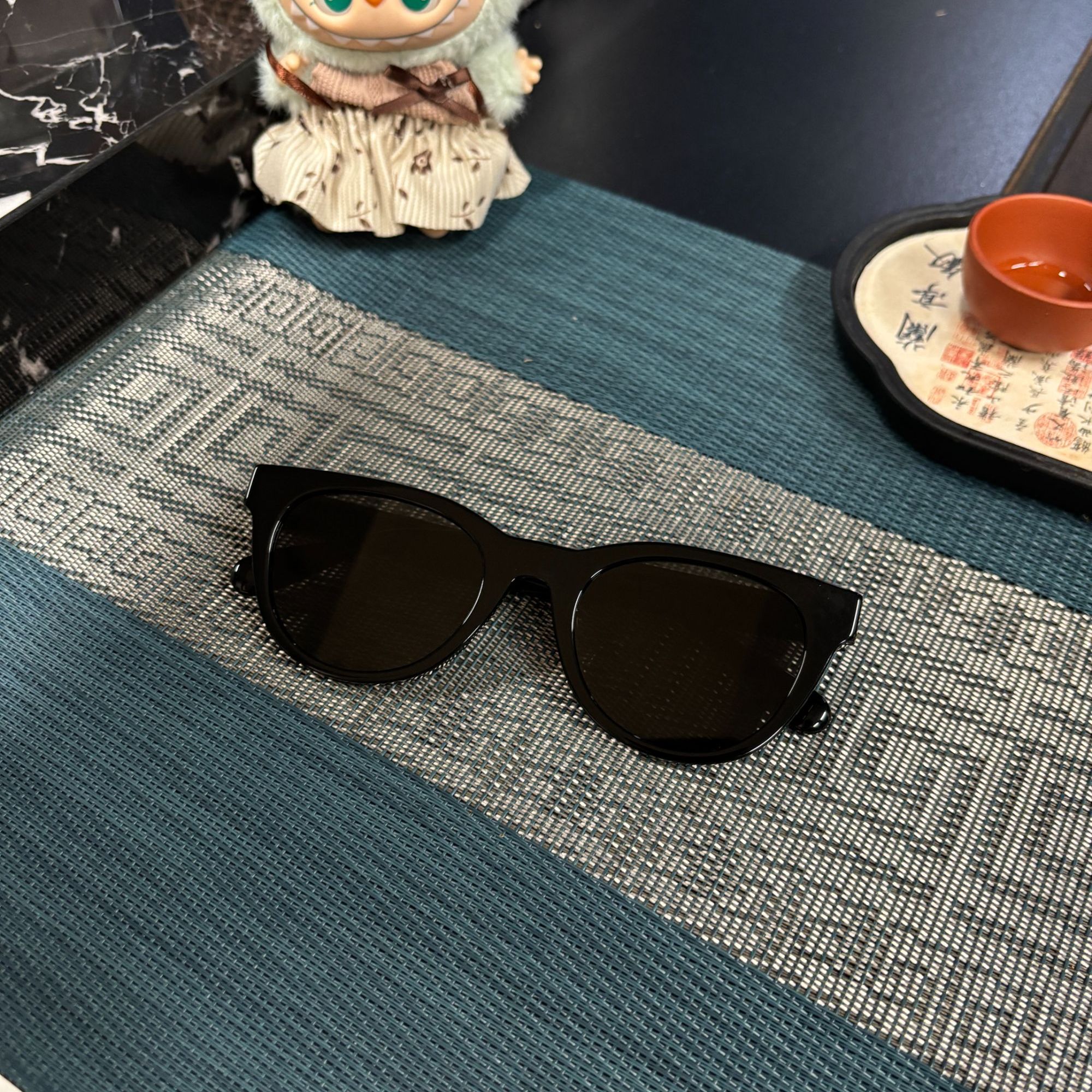 Gunnnn458深圳制造品牌太阳镜防紫外线百搭时尚遮阳黑色