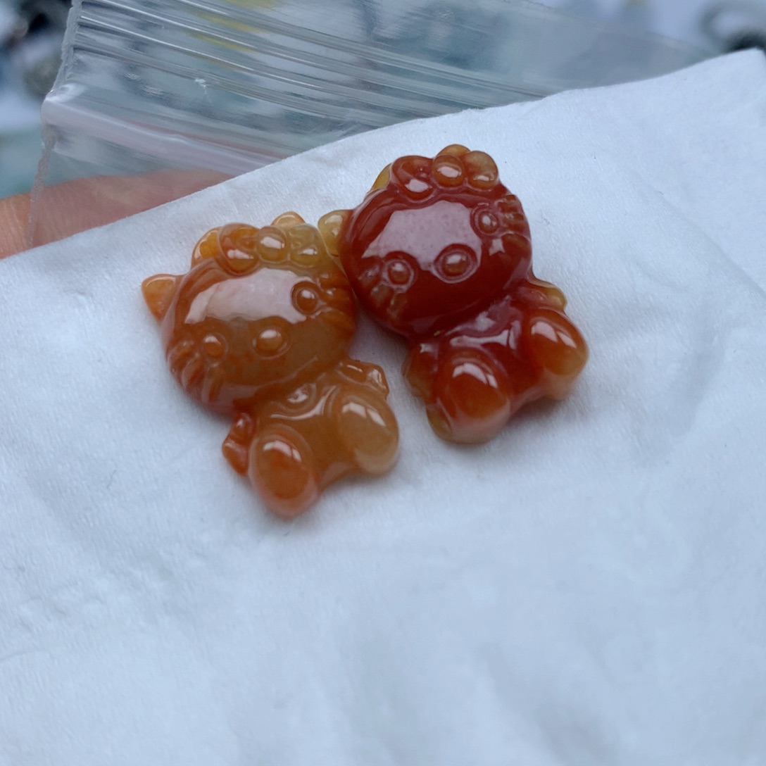 翡翠颈饰未镶嵌吊坠