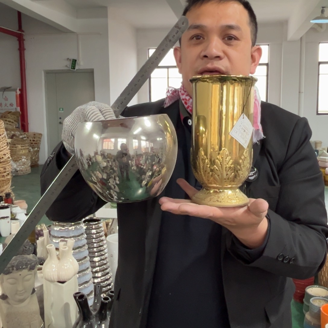 摆件8 号高中低温陶瓷瓶（部分微瑕）