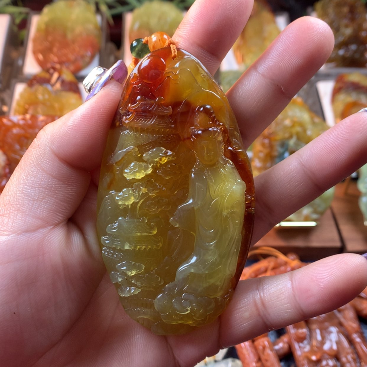 【闪购商品】蛇纹石玉颈饰未镶嵌