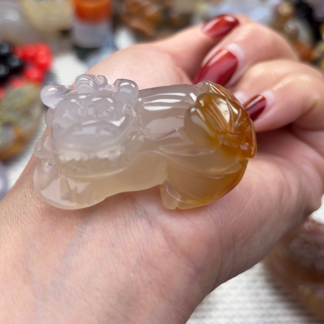 玛瑙/玉髓挂件未镶嵌?****成