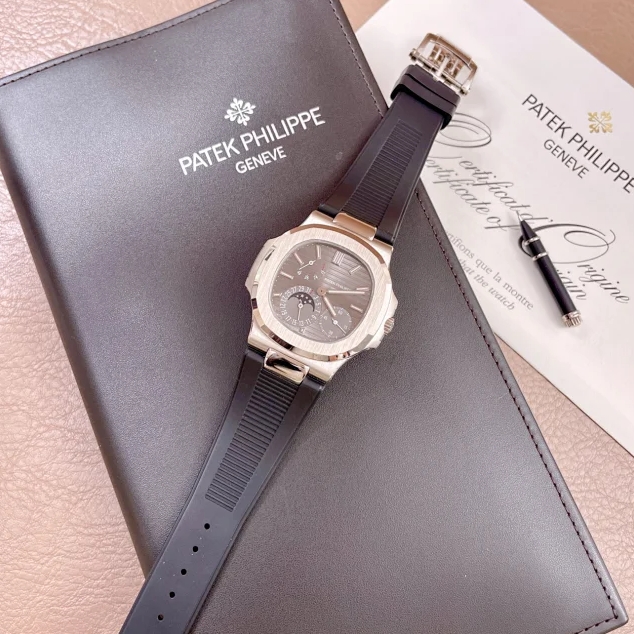 95新 Patek Philippe/百达翡丽 5712G卡15年百达翡丽男表5929189