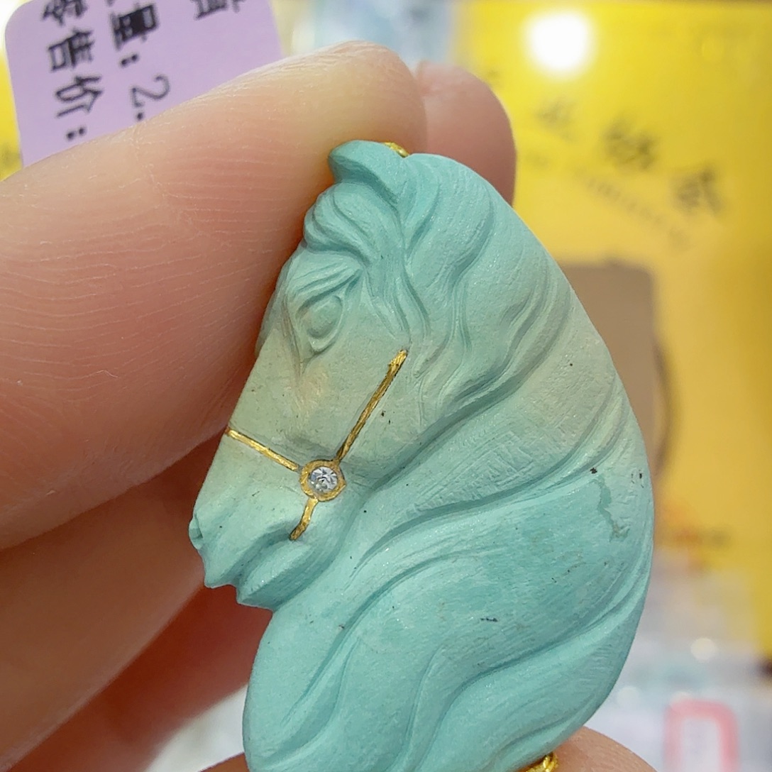 绿松石未镶嵌珠宝奇石