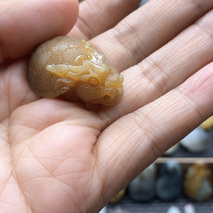 颈饰未镶嵌和田玉（糖玉）炸*菜