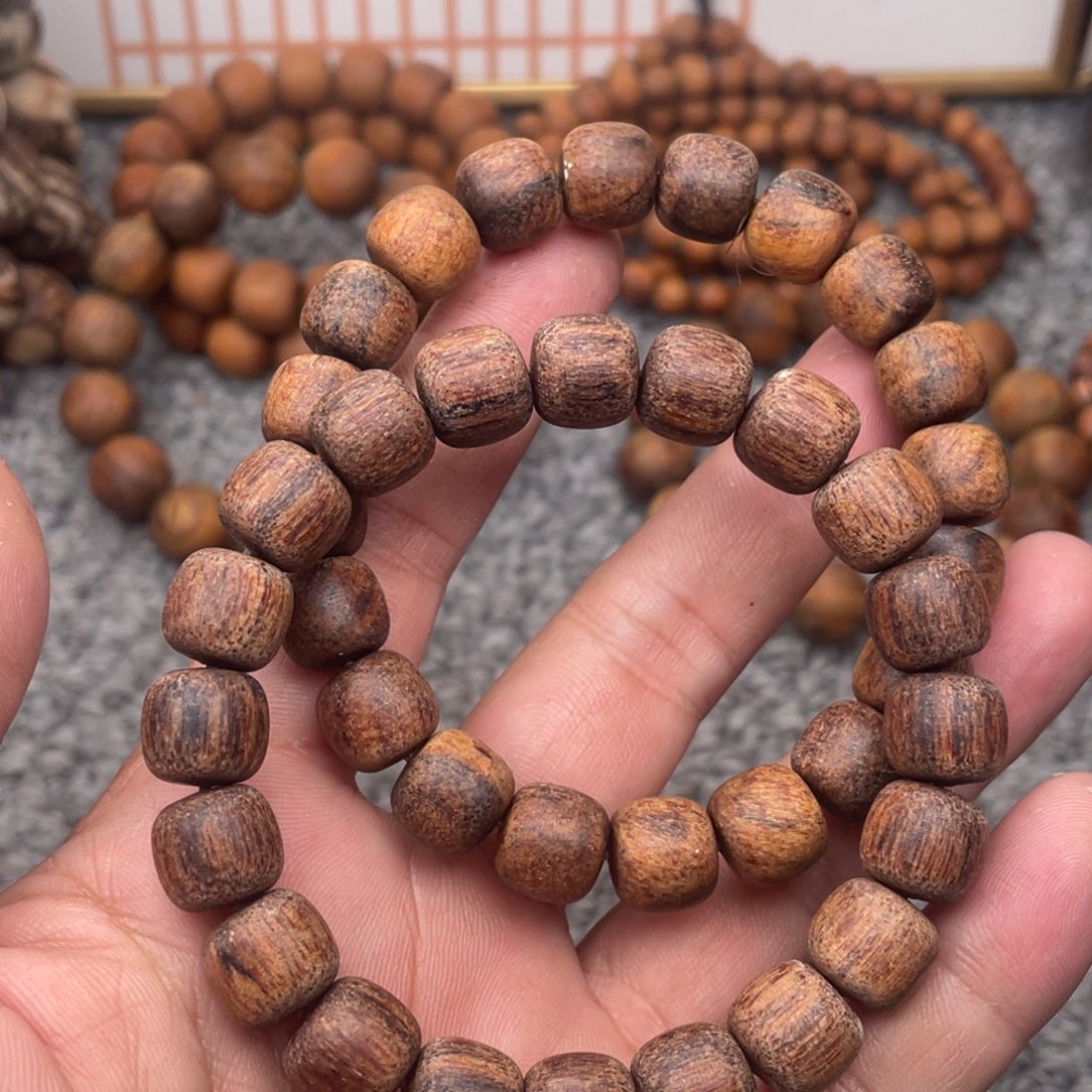 贡木贡木10.11老型满油两条