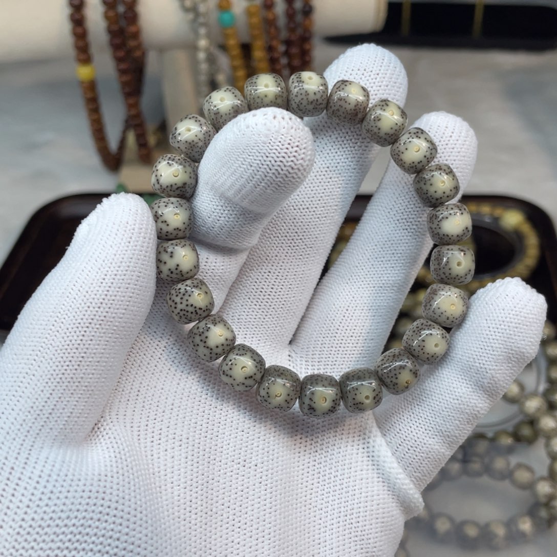 星月菩提手串10×9 黄金瞳0008