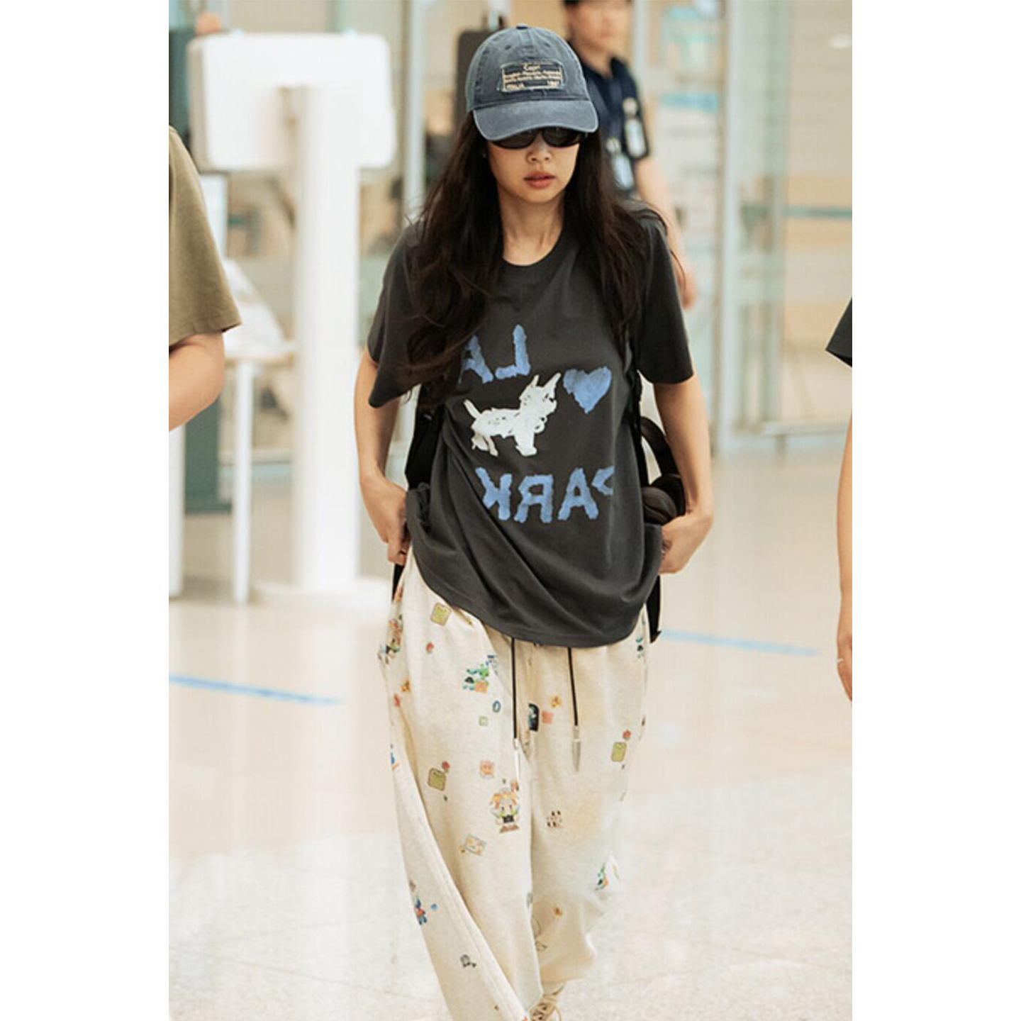 Jennie章若楠IU同款上衣LOW CLASSIC Lc 25早秋新品LOVE PARK T恤