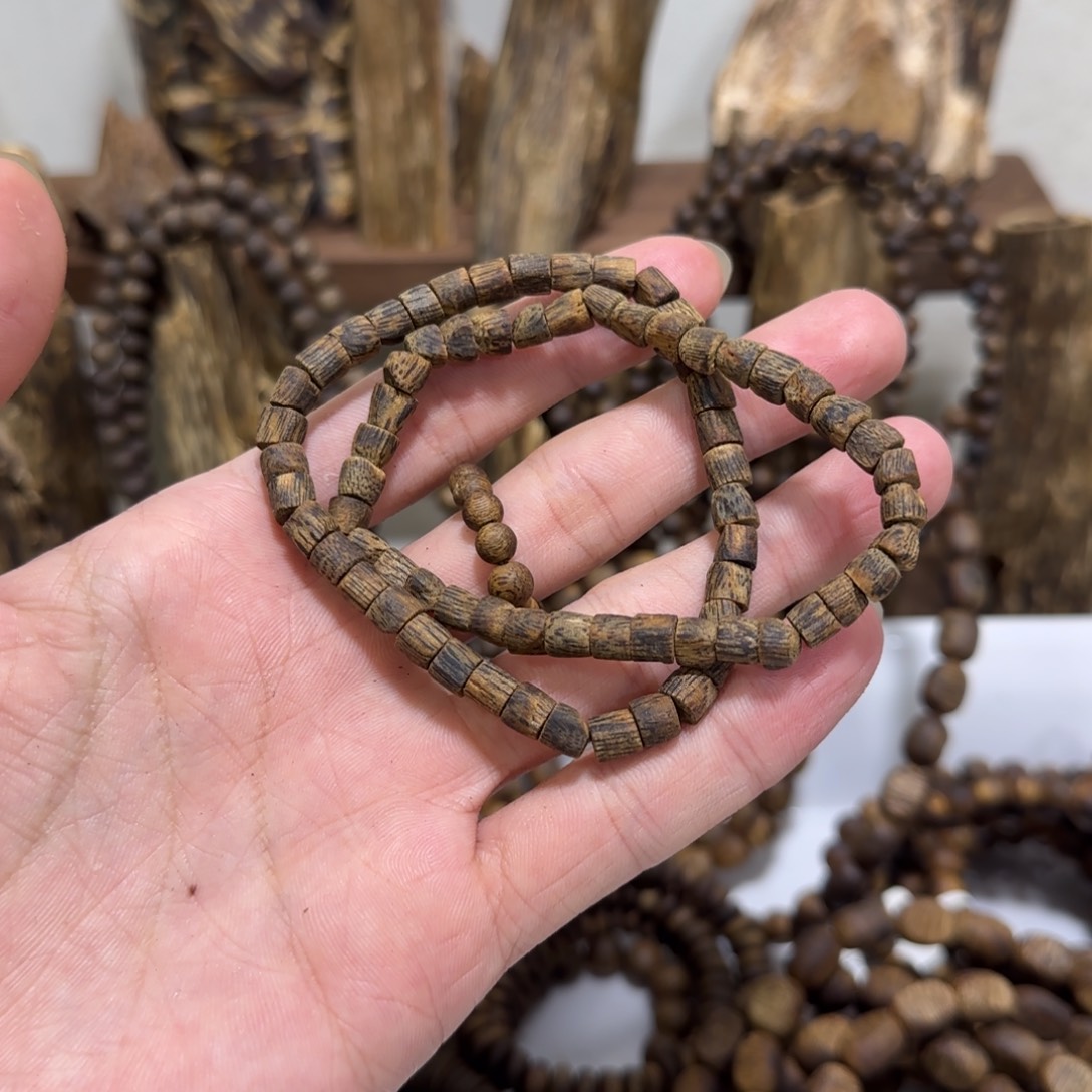 北***。沉香沉香碎屑奇楠沉香随行沉水单圈