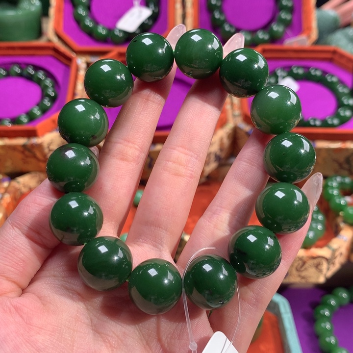 手串未镶嵌和田玉（碧玉）