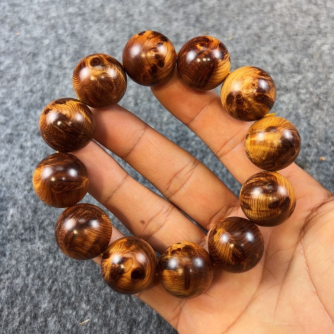 崖柏2.0黑金骨料 金刚瘤疤