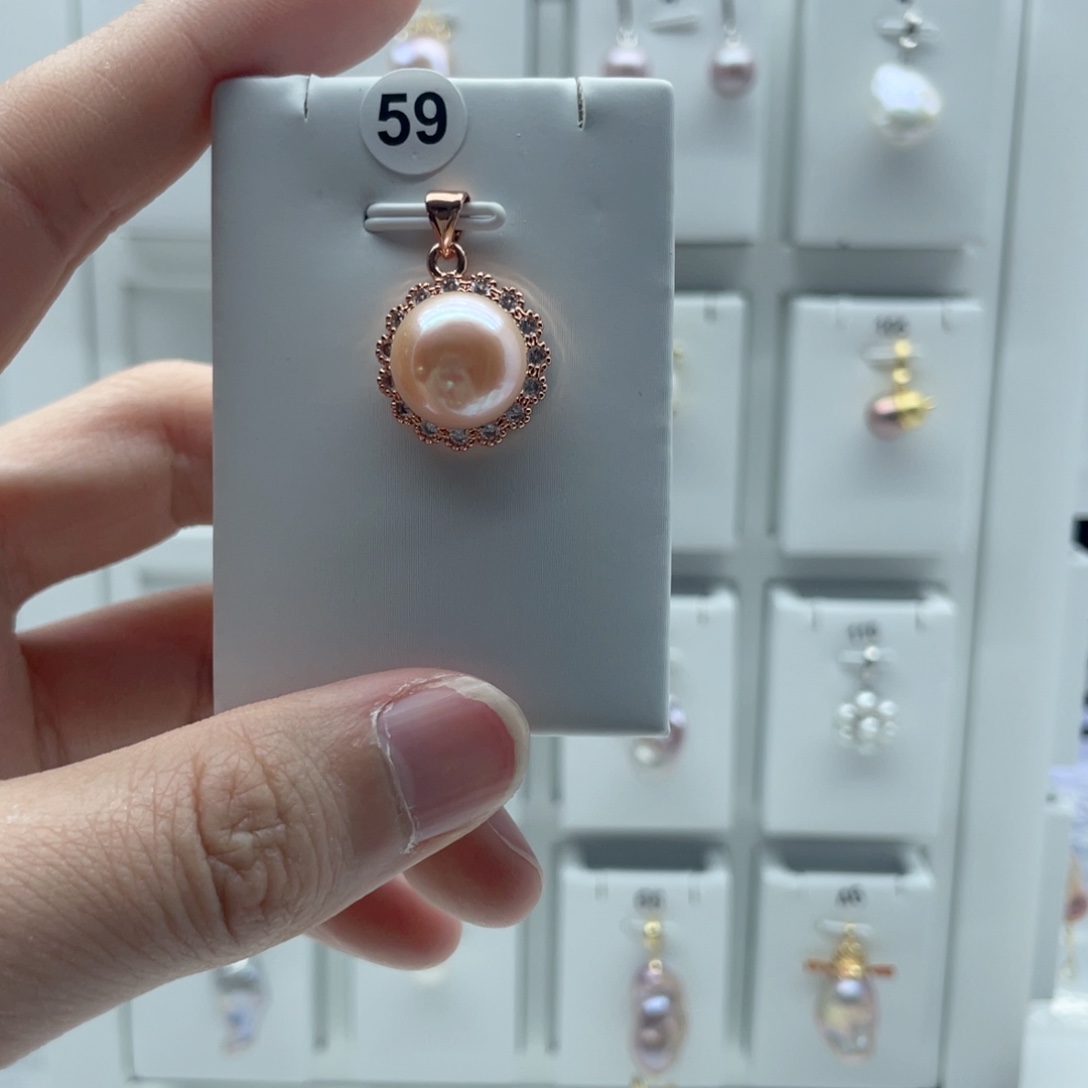 淡水珍珠颈饰合金