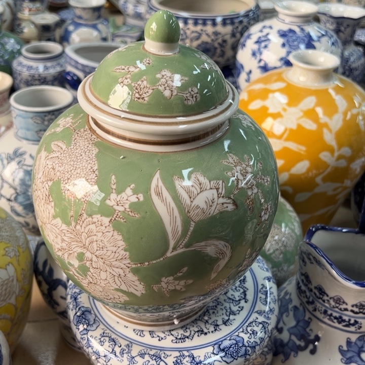 瓷片微瑕。。。。。。。。。。。。。。。