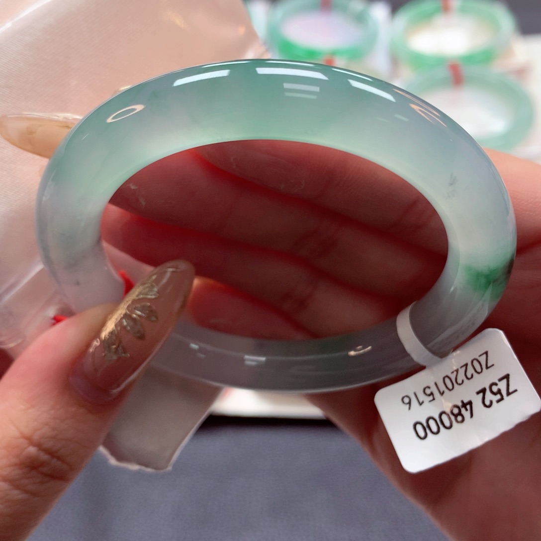 翡翠手镯（圆镯）未镶嵌22（13号）