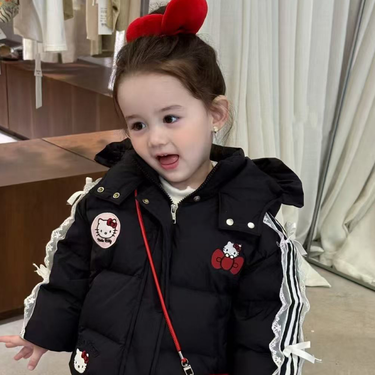 爆款kitty棉服厚实巨可爱