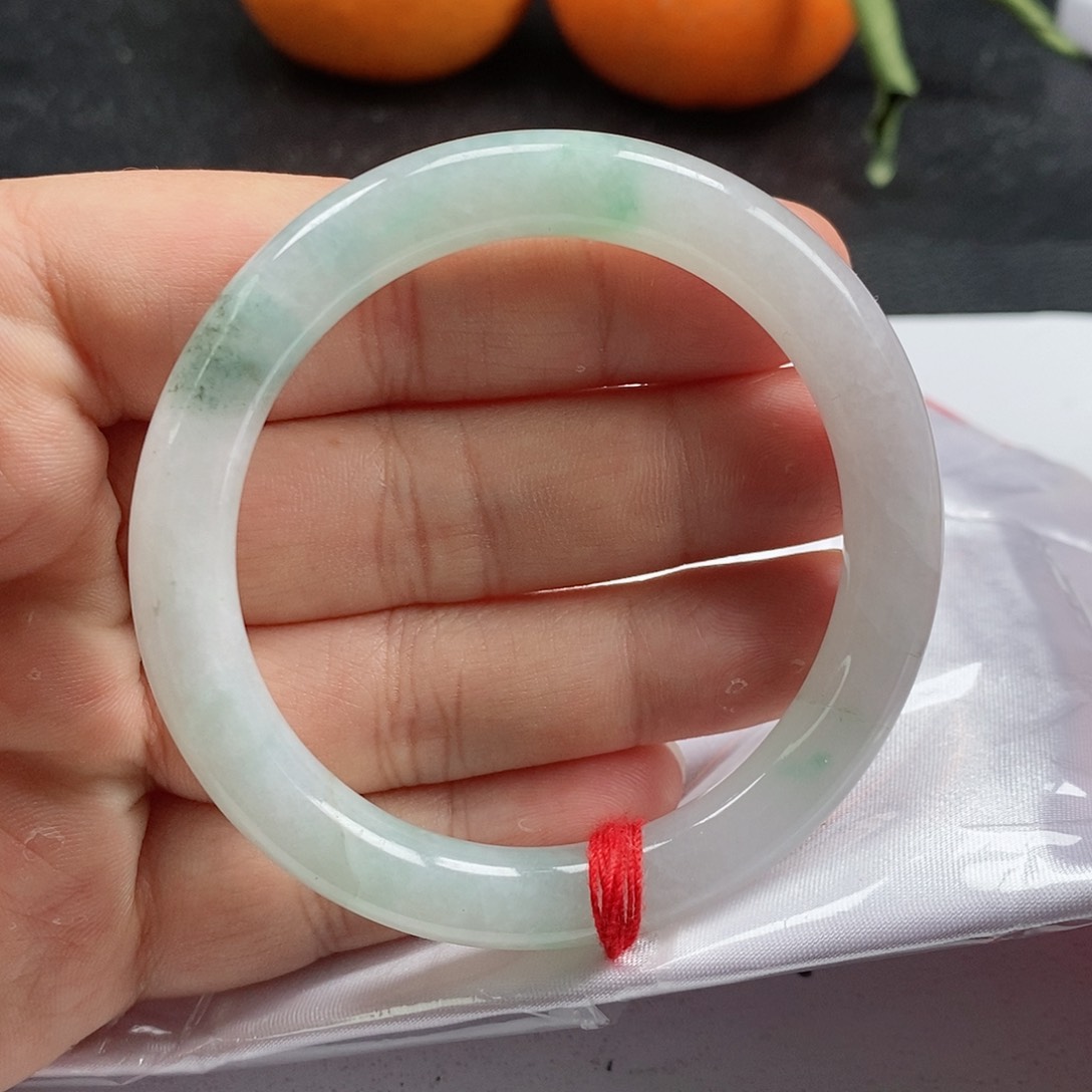 【闪购商品】翡翠手镯（圆镯）未镶嵌235号
