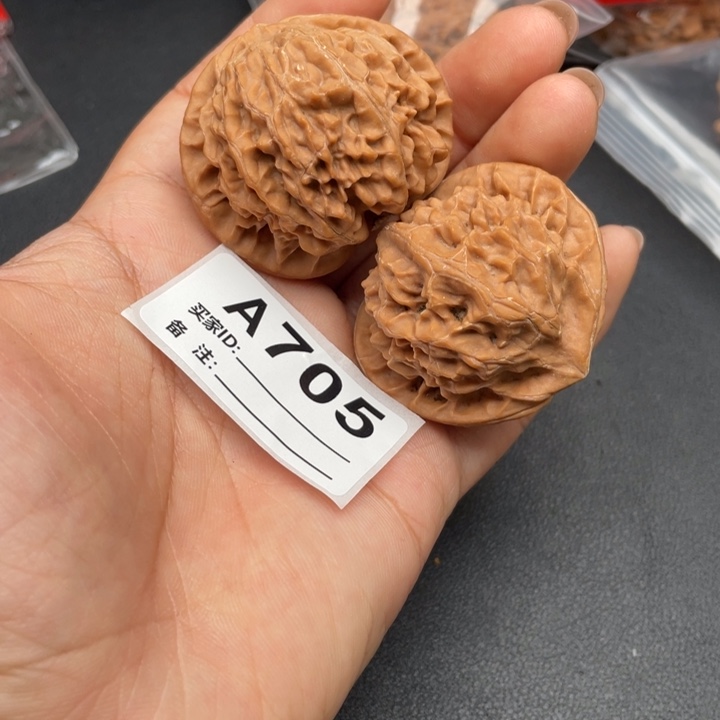 文玩核桃吊坠核桃