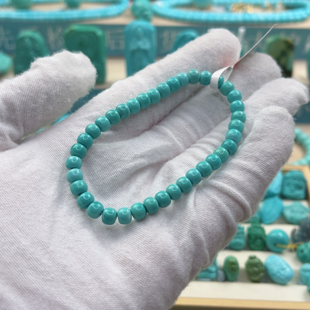 绿松石配饰未镶嵌