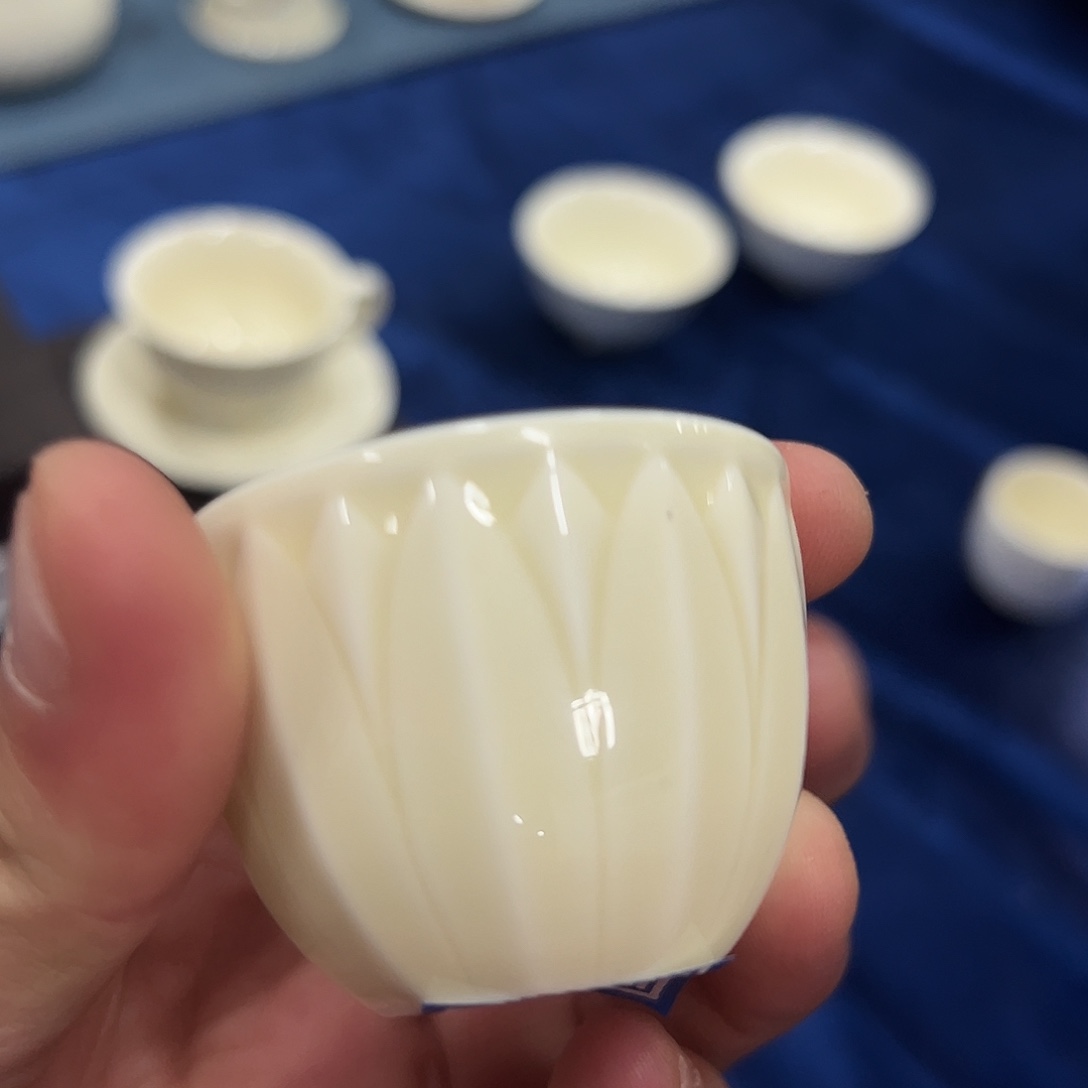 定瓷茶具小莲香杯