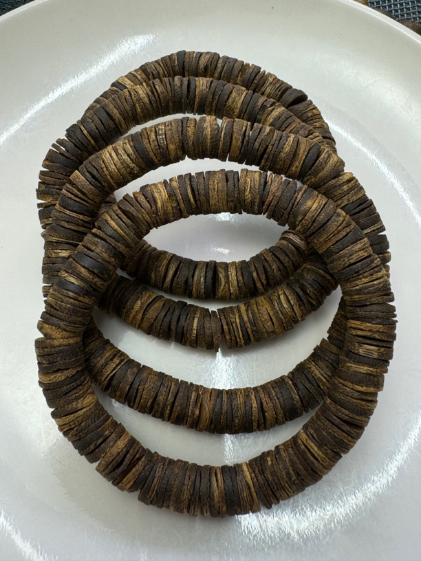 沉香【沉古轩】片珠单圈 多样性发一