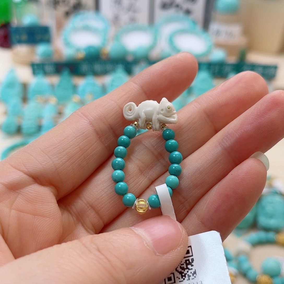 绿松石珠宝奇石18K金镶嵌