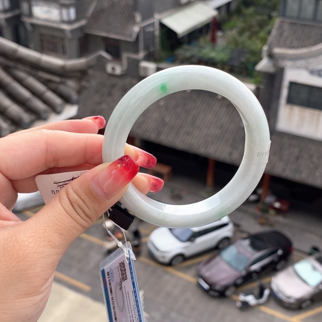 翡翠未镶嵌手镯56圈口