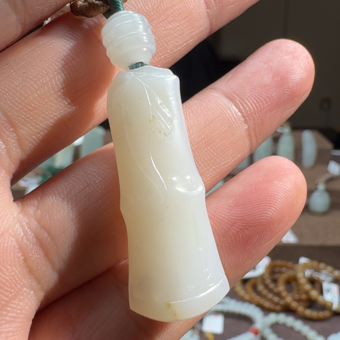 和田玉挂件未镶嵌