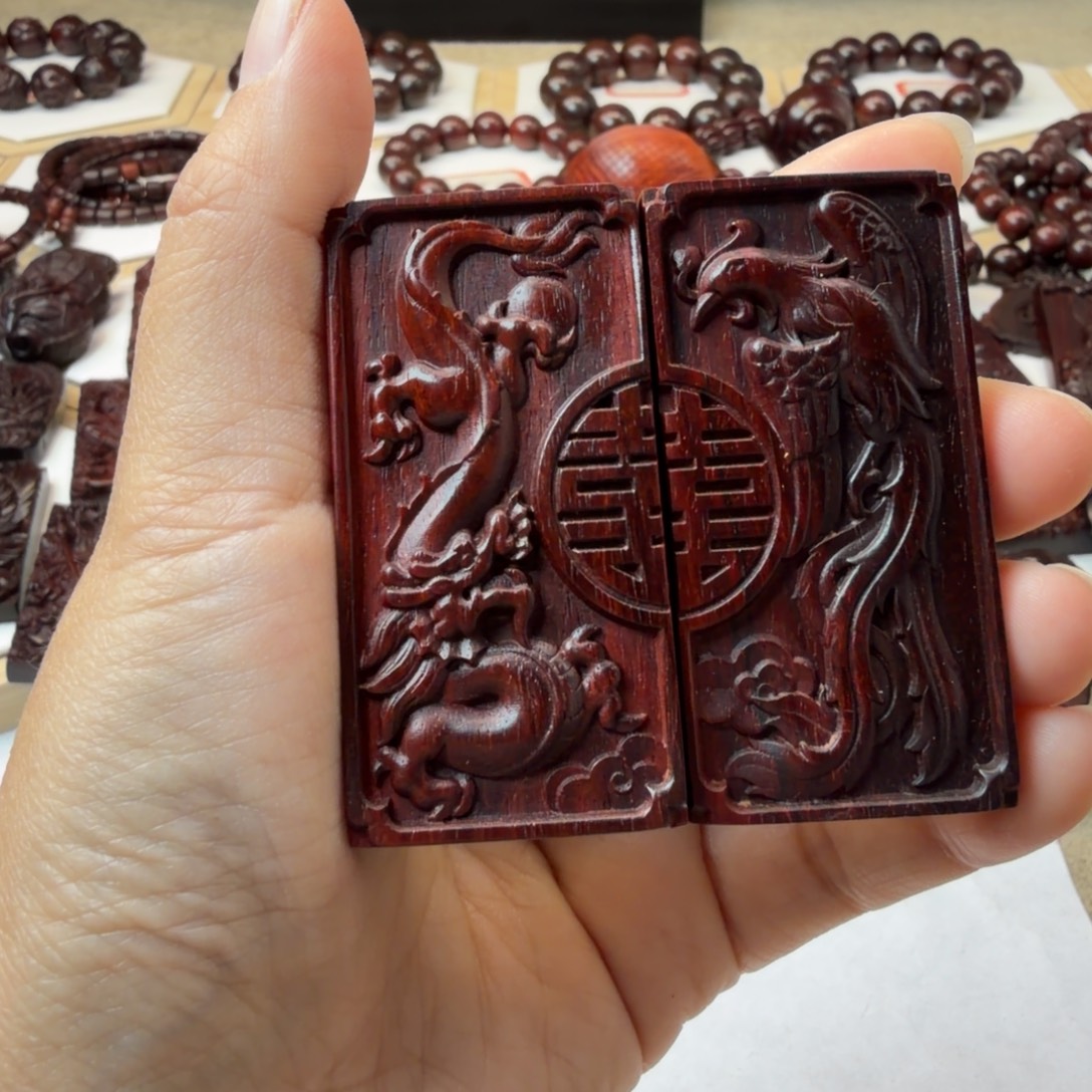 S***_把件小叶紫檀龙凤呈祥