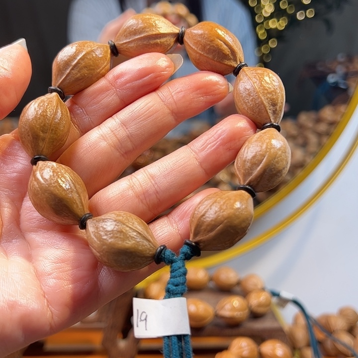 橄榄核吊坠愤***牛梅林铁核1.9