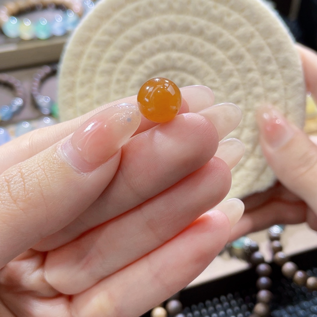 翡翠未镶嵌手链卡10.8橘红