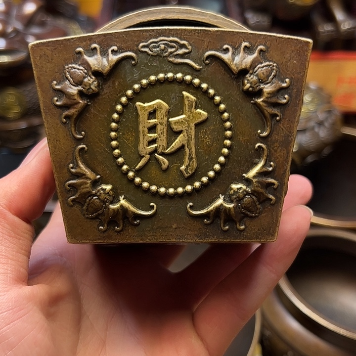 精美铜器摆件下单