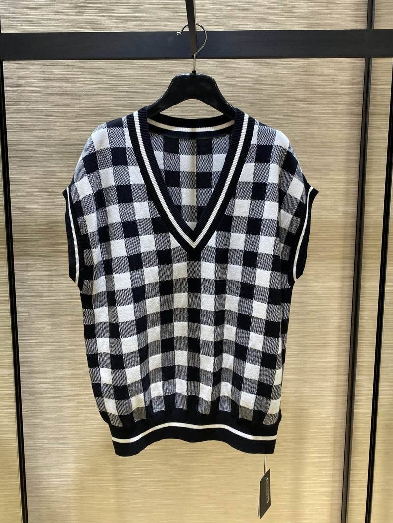 宽松型V领马夹金属撞色显瘦马甲百搭黑白休闲马甲1399501