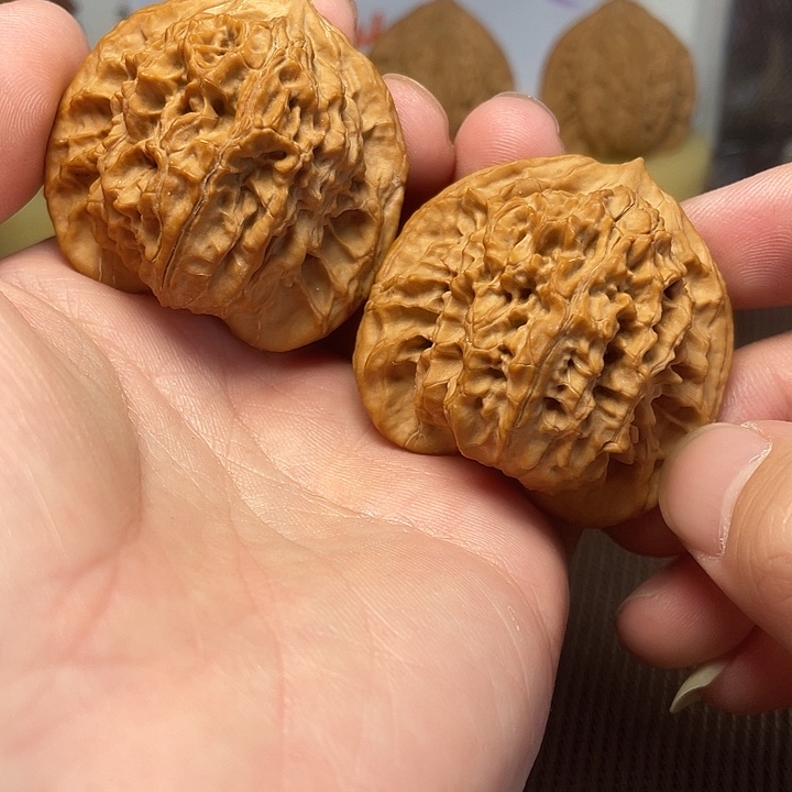 高***晓吊坠文玩核桃盘龙