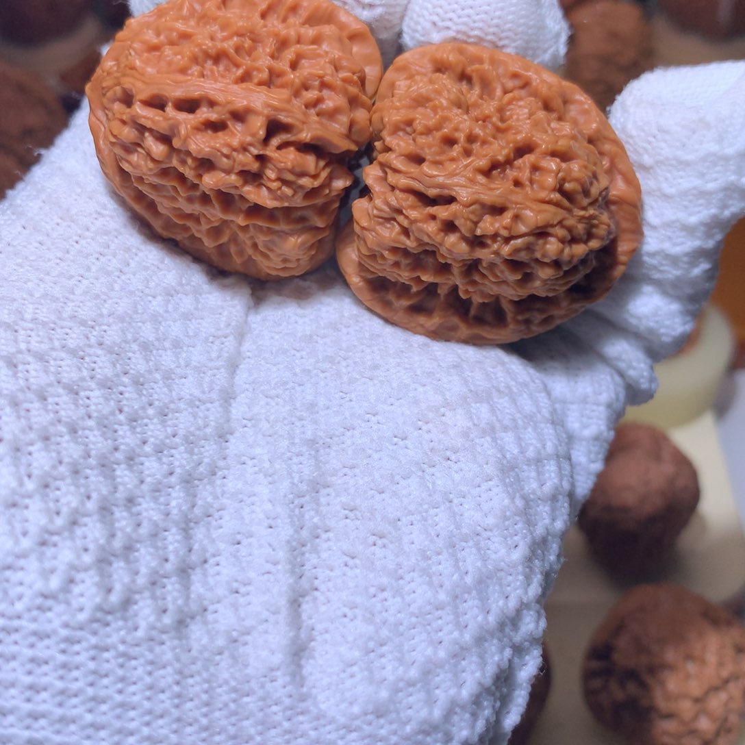 文玩核桃把件全品三角疆