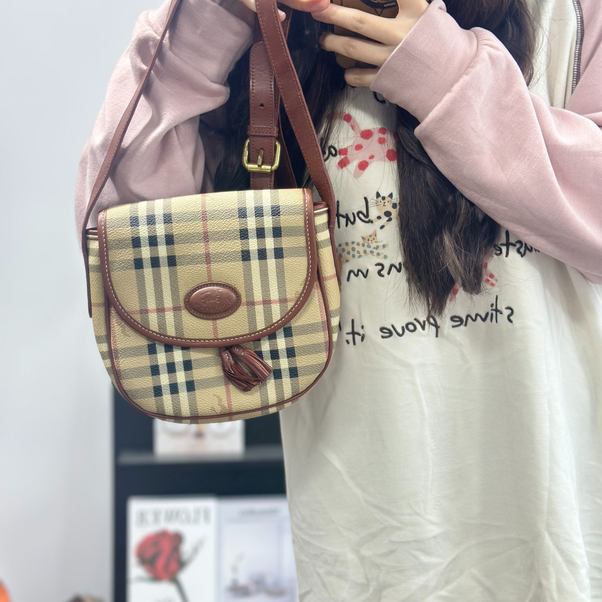 95新 BURBERRY/博柏利 麦穗斜挎包/jm367