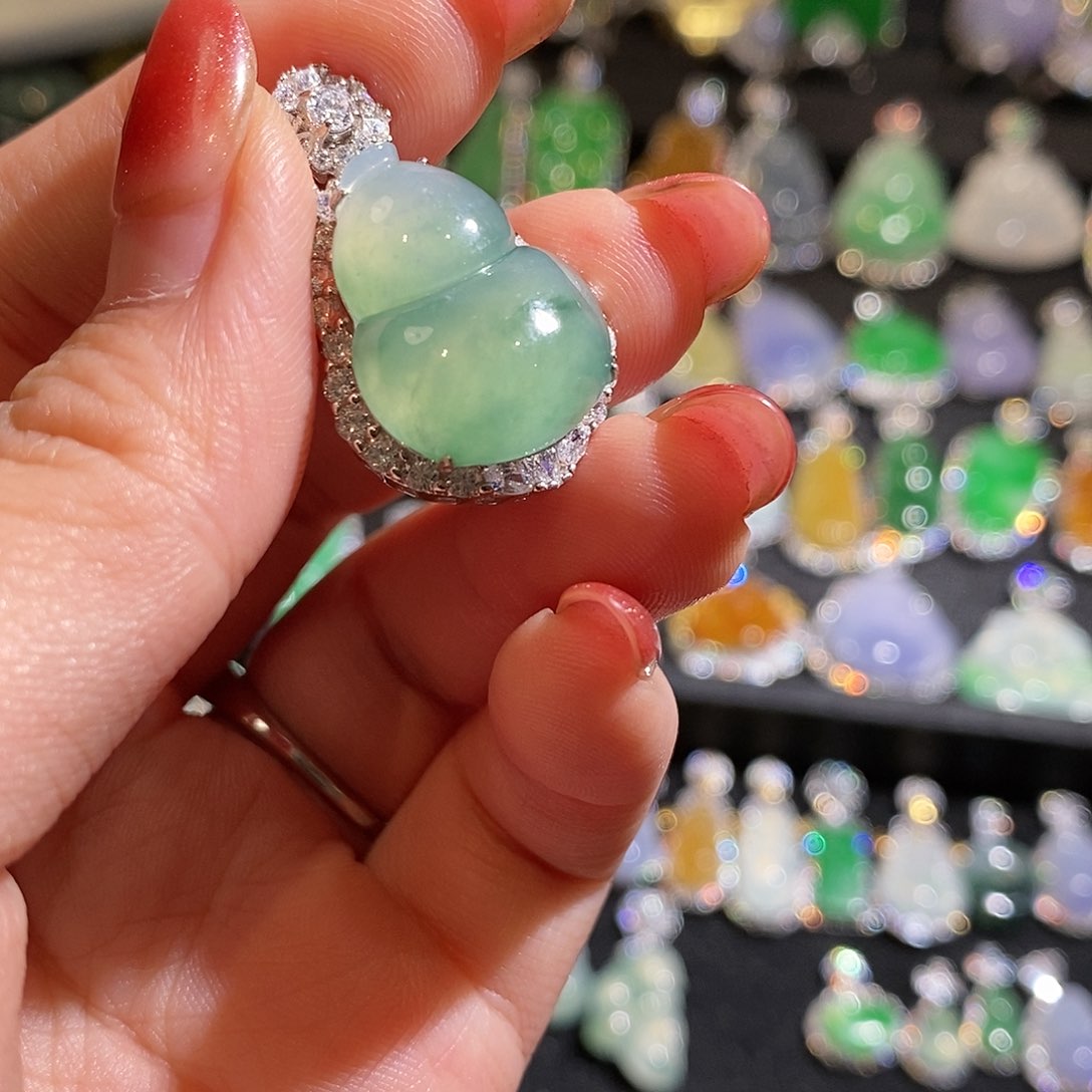 颈饰银S925镶嵌翡翠艾*天然翡翠