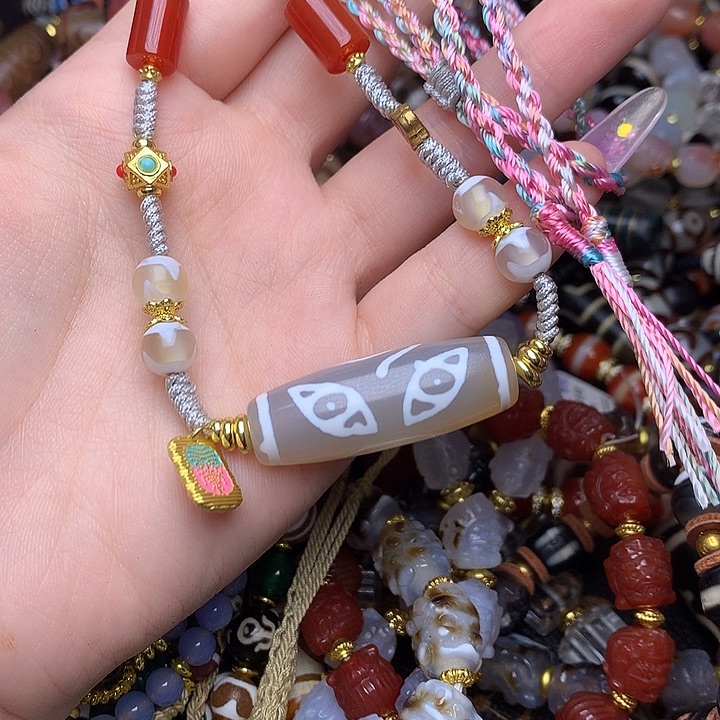 玛瑙/玉髓未镶嵌发一条