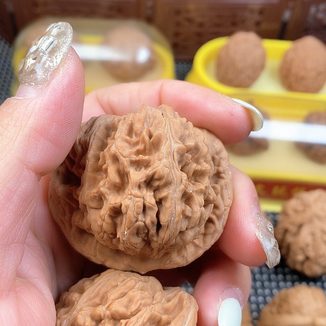 文玩核桃吊坠僅**巳48尺四座楼