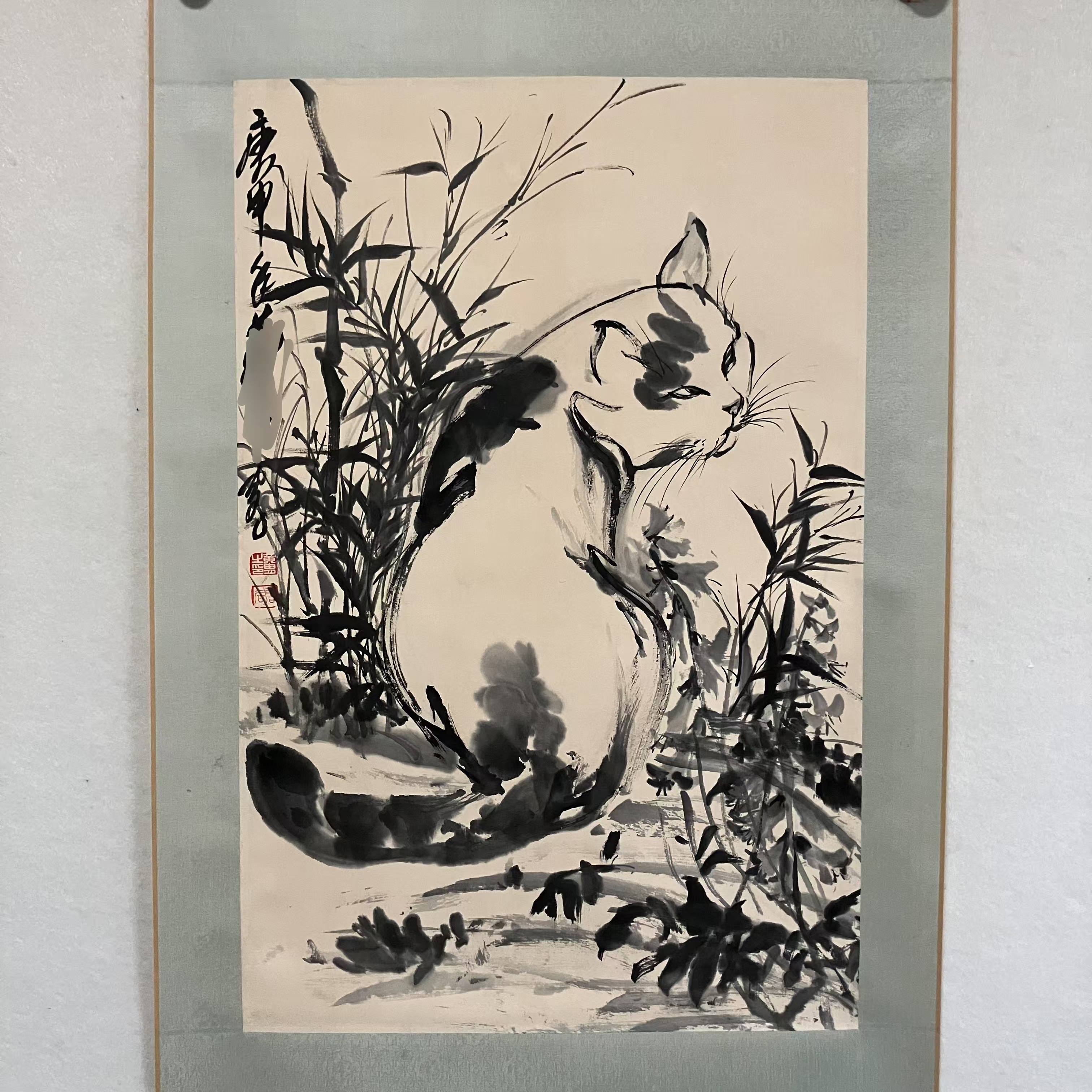 5776猫 纸本水墨立轴 68x45cm