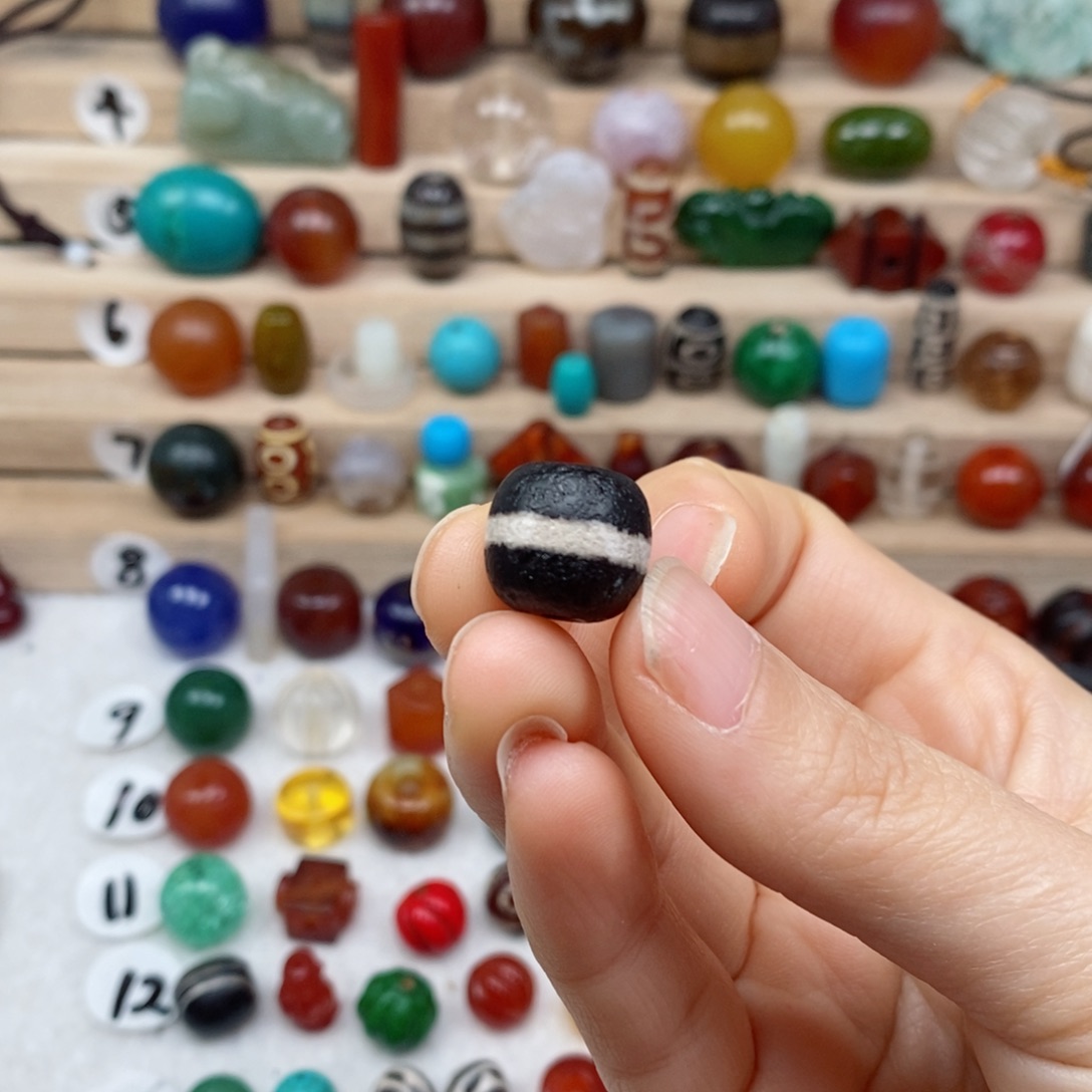 未镶嵌颈饰玛瑙/玉髓刘*