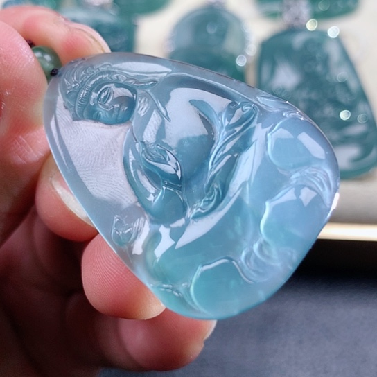 【闪购商品】翡翠颈饰未镶嵌天然翡翠