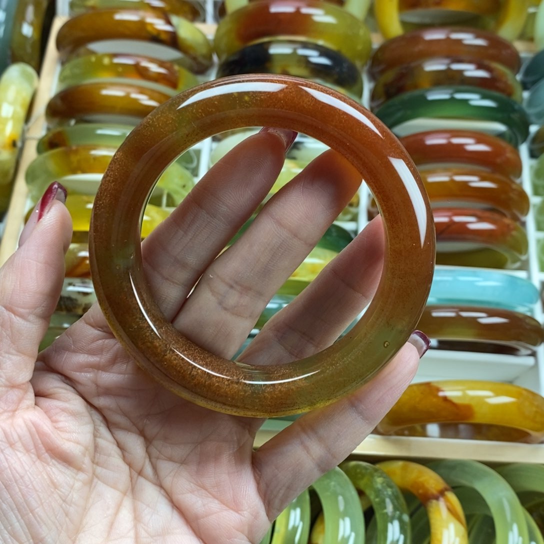 未镶嵌蛇纹石玉手镯圣**乐