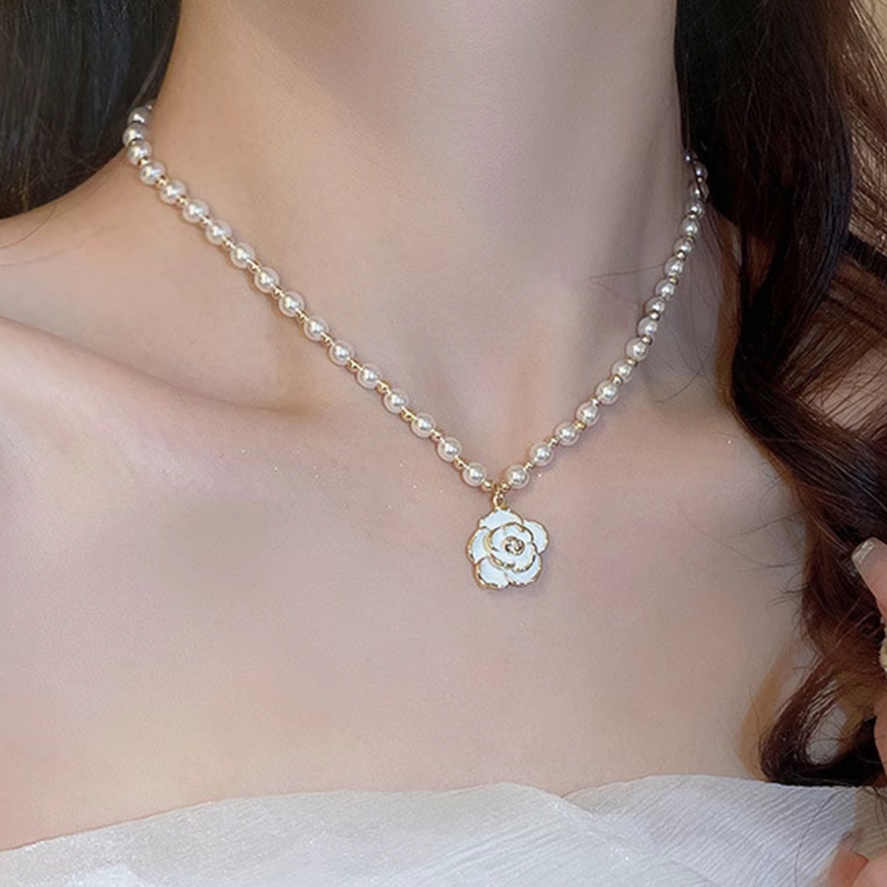 铜合金项链 1128 精致高级感花朵珠珠项链