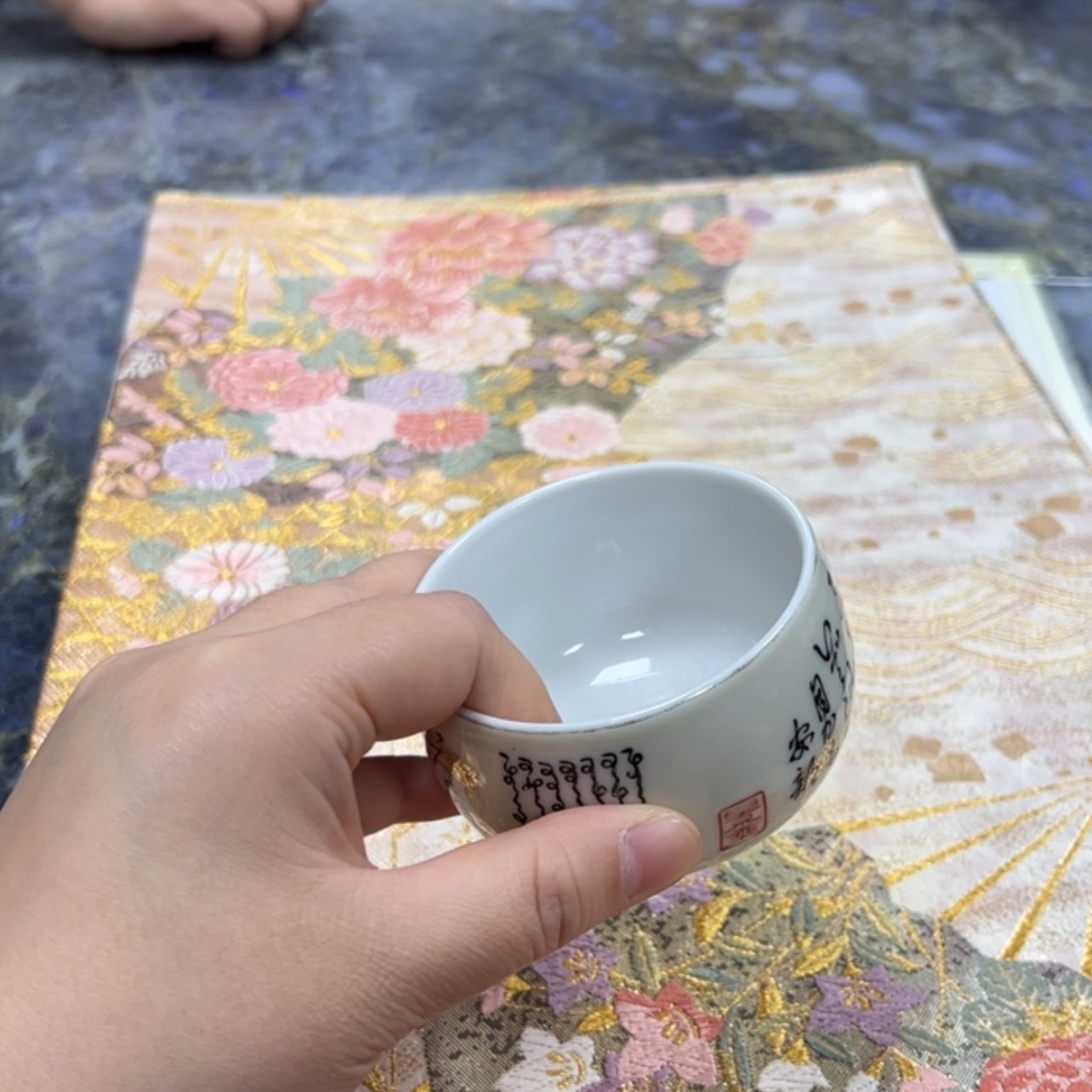 【闪购商品】铁*陶瓷马克杯带盖勺